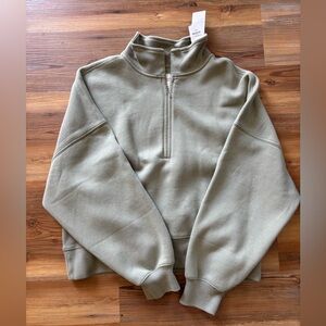 NEW Abercrombie & Fitch Soft A&F Max Essentials Pullover Light Green